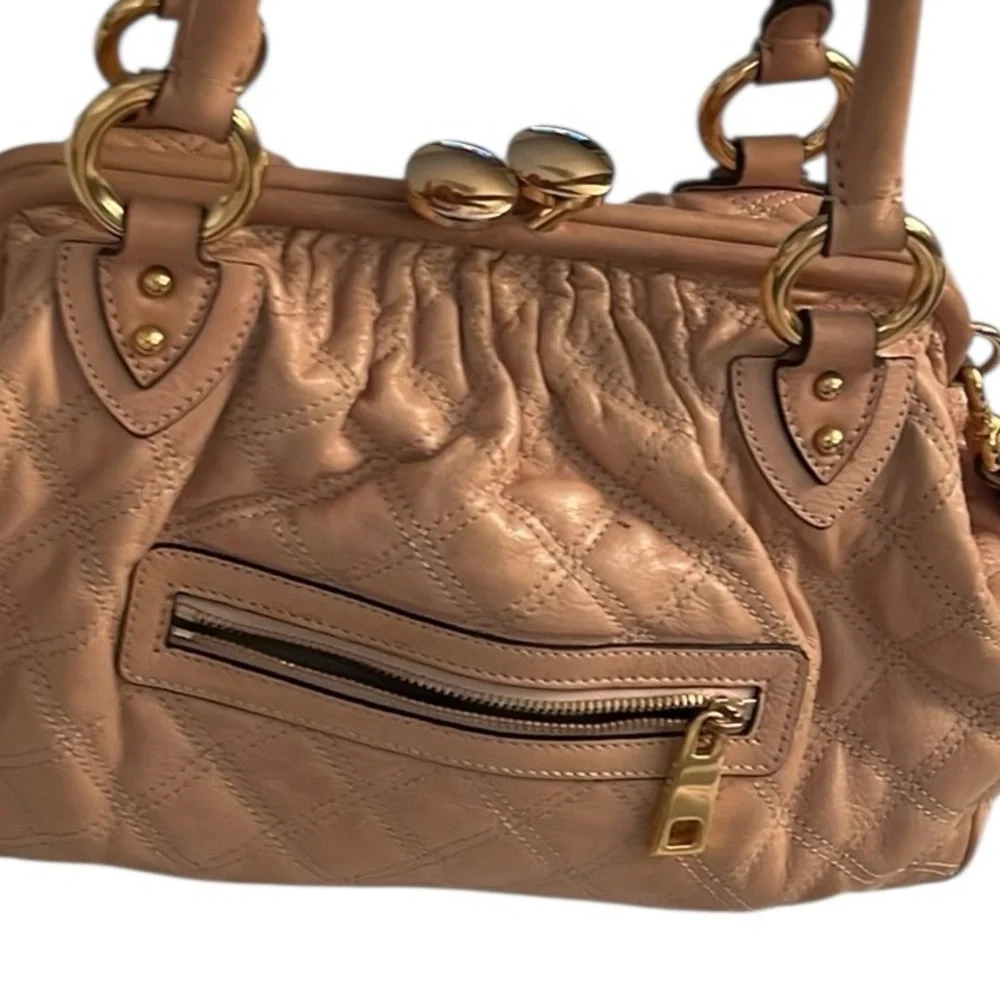 Marc Jacobs large nude quilted STAM  handbag removable chain strap gold hardware